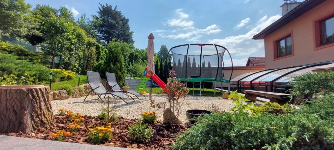 Brezno 2 Izbovy Apartman Sabi Dış mekan fotoğraf